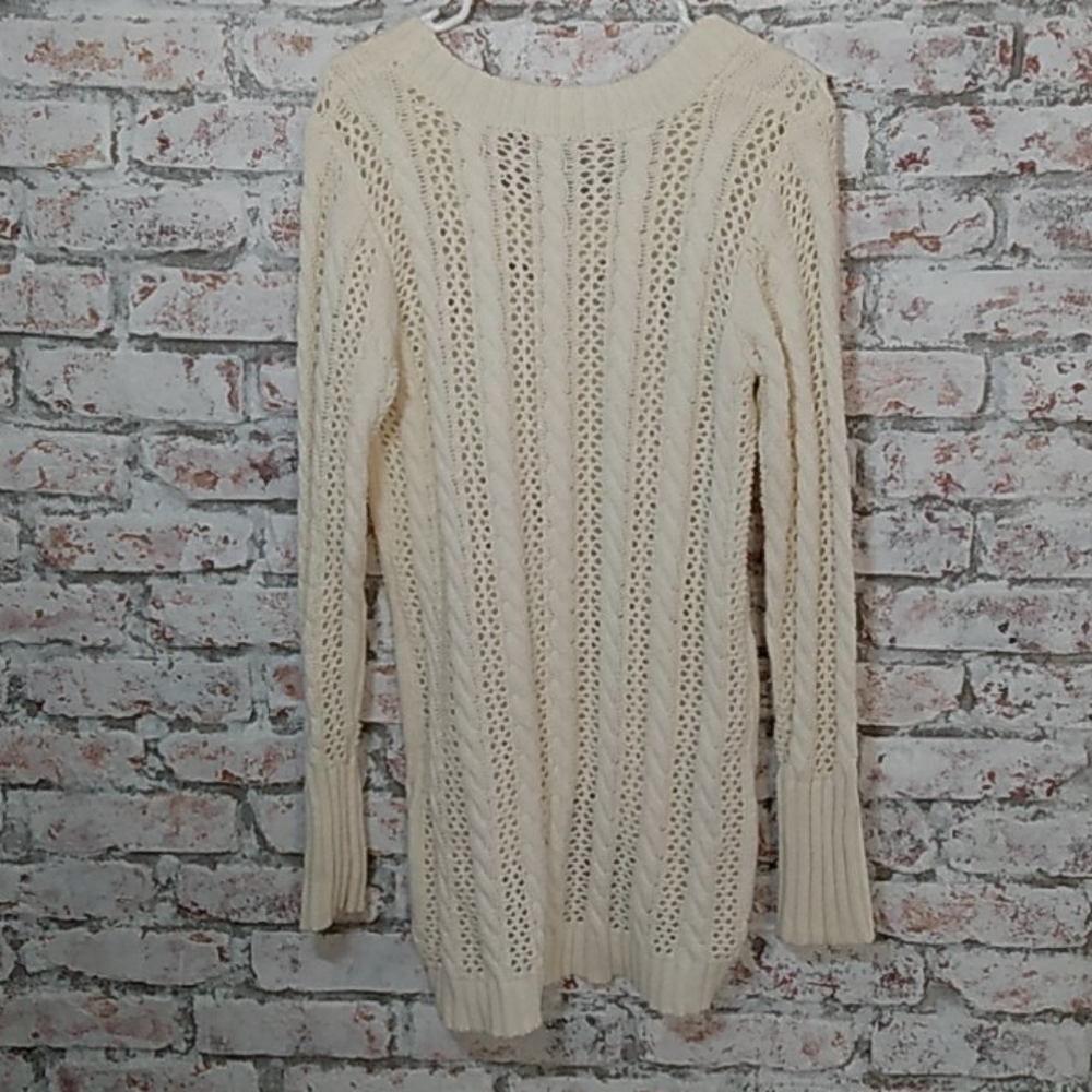 Sweater - Picture 3 of 3
